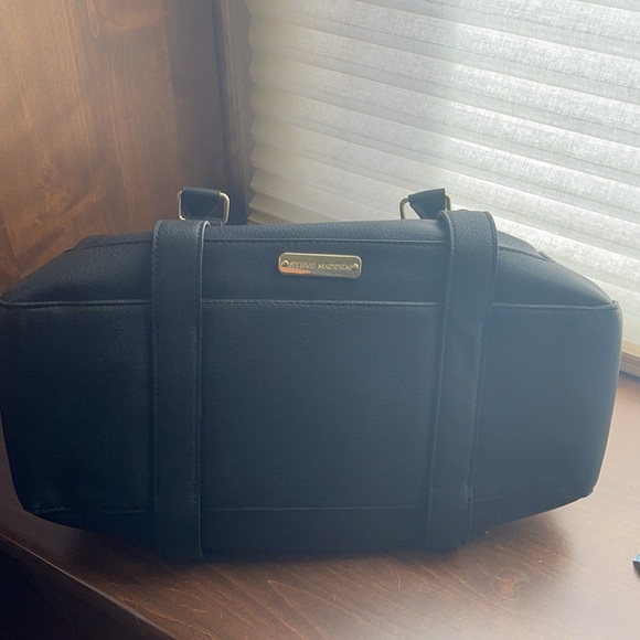 Steve Madden Doctor Bag style Purse - Picture 7 of 8